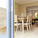 Guestready - Quiet Retreat In Suburbs Gæstehus 4*