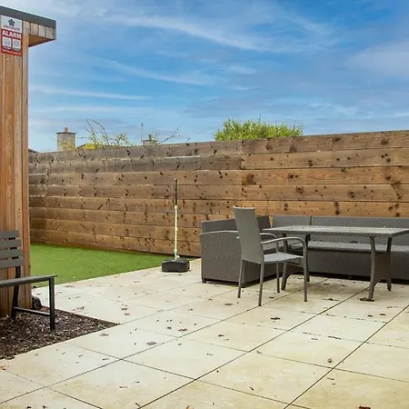 Penzion Guestready - Quiet Retreat In Suburbs 3*