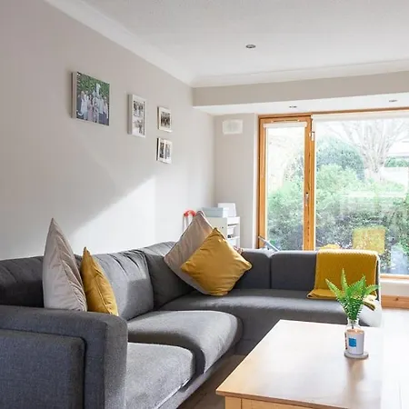 בית הארחה Guestready - Quiet Retreat In Suburbs