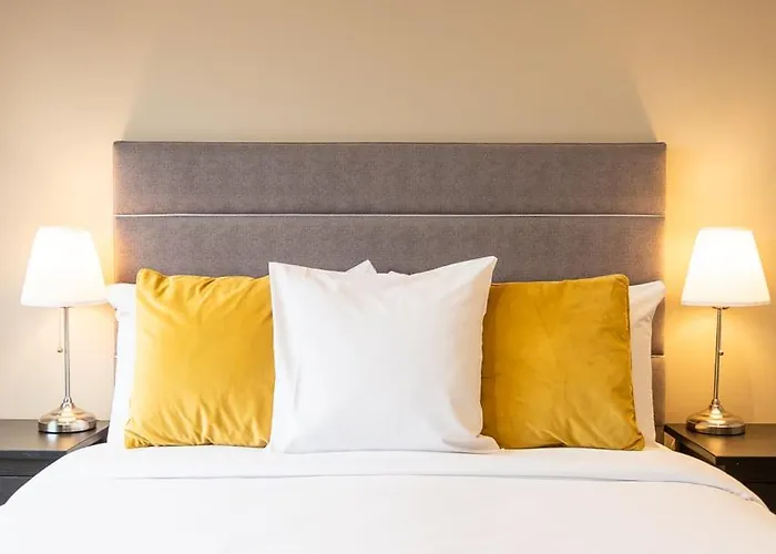 Guestready - Quiet Retreat In Suburbs בית הארחה 4*